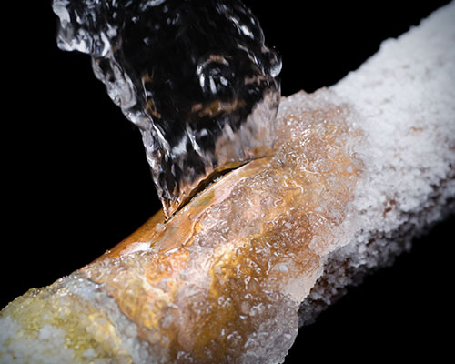 Why Water Pipes Freeze and Burst